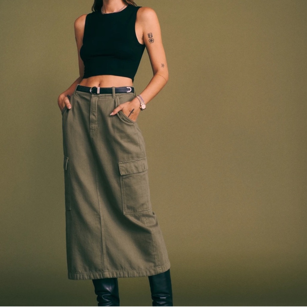 Reformation Maggi Cargo Skirt In Army Green Size 26
